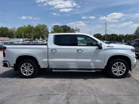 Used 2024 Chevrolet Silverado 1500 LTZ AWD/4WD image 4