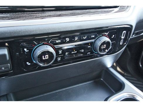 Used 2026 Chevrolet Silverado 1500 LT Trail Boss w/ Convenience Package II AWD/4WD image 23