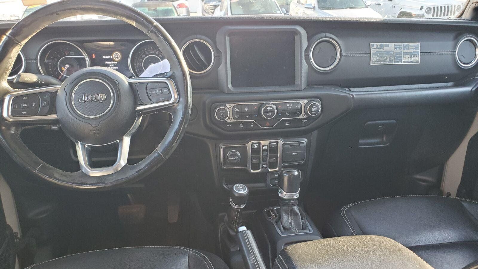 Used 2020 Jeep Gladiator Overland AWD/4WD image 7