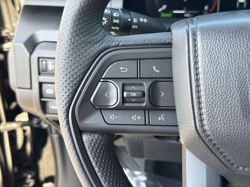 Used 2025 Toyota Tacoma TRD Pro AWD/4WD image 46