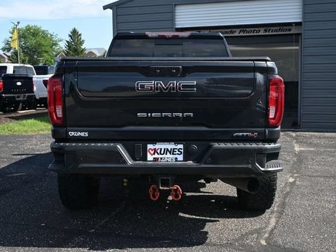 Used 2020 GMC Sierra 2500 AT4 w/ AT4 Premium Package AWD/4WD image 6