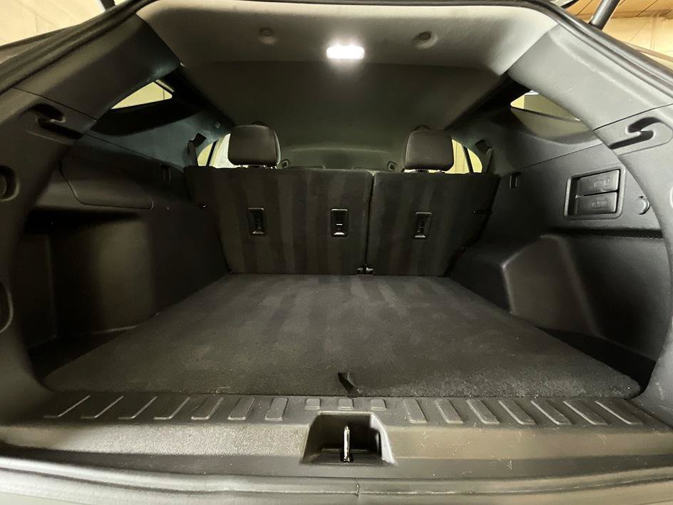 Used 2024 Chevrolet Equinox LT AWD/4WD image 16