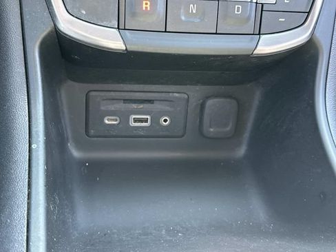 Used 2022 GMC Terrain AT4 w/ LPO, Floor Liner Package AWD/4WD image 28