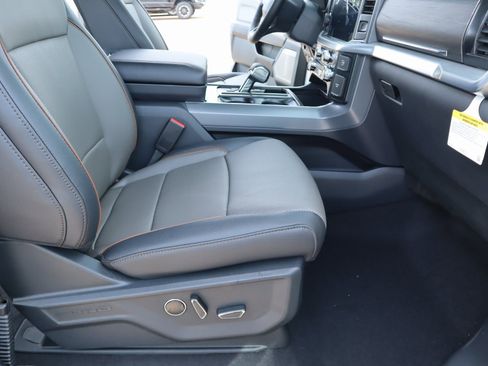 New 2025 Ford F150 Lariat w/ Equipment Group 502A High image 15