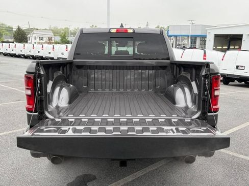 New 2026 RAM 1500 Big Horn AWD/4WD image 7