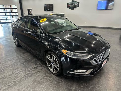 Used 2017 Ford Fusion Titanium FWD image 3