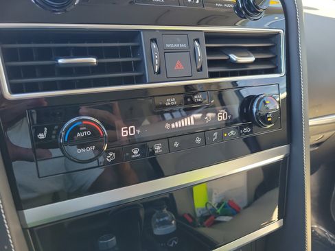 Certified 2022 INFINITI QX80 Premium Select w/ Cargo Package image 25