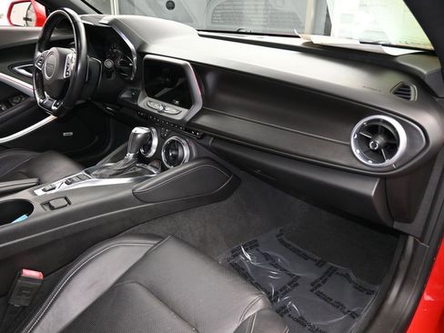 Used 2019 Chevrolet Camaro LT image 41