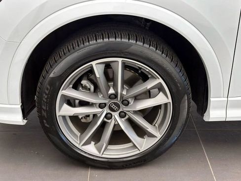 Used 2025 Audi Q3 2.0T Premium w/ Convenience Package AWD/4WD image 8