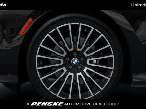 New 2027 BMW i7 xDrive50 w/ Executive Package AWD/4WD image 7