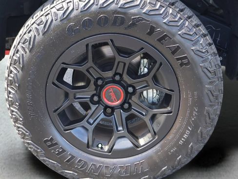 Certified 2025 Toyota Tacoma TRD Pro AWD/4WD image 9