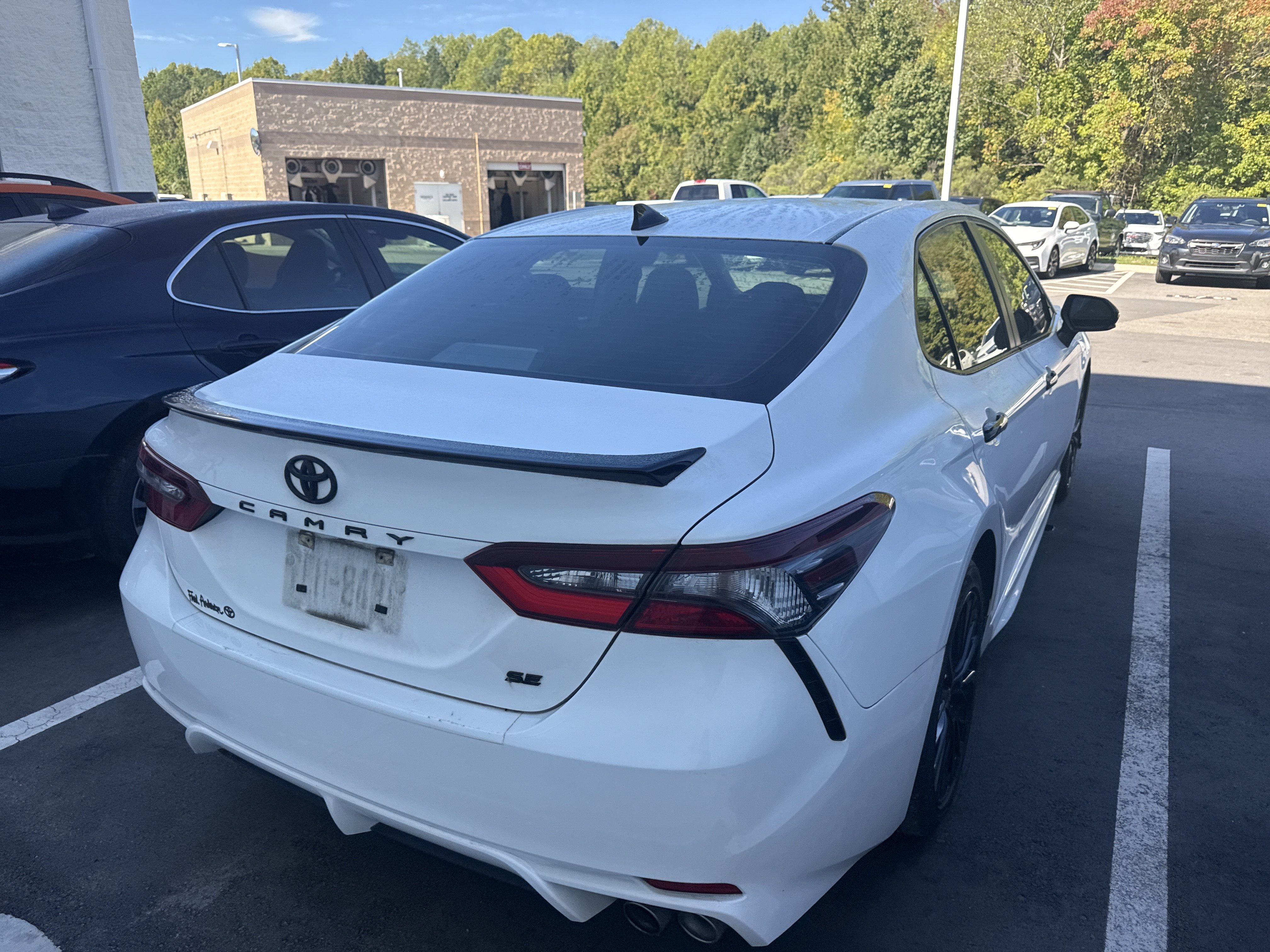 Used 2022 Toyota Camry SE w/ Convenience Package FWD image 7