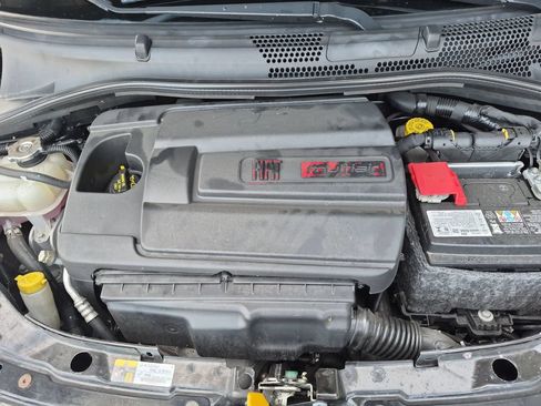 Used 2017 FIAT 500 Pop w/ Sport Appearance Package FWD image 20