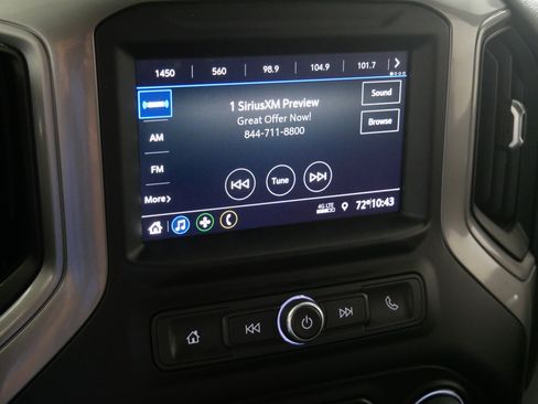 Certified 2022 Chevrolet Silverado 2500 Custom w/ Custom Value Package AWD/4WD image 22