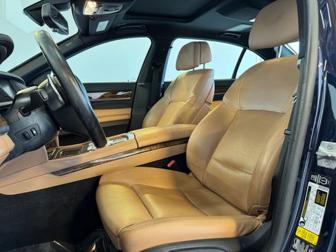 Used 2015 BMW 740Li image 15
