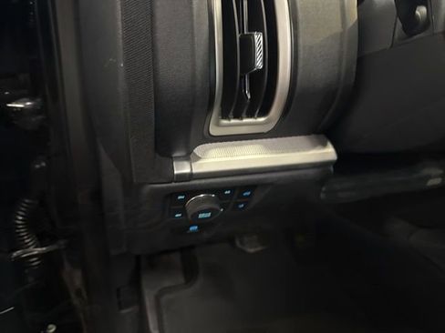 Used 2025 Ford Expedition Active image 13