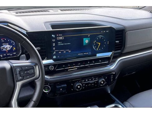 Used 2024 Chevrolet Silverado 1500 LT Trail Boss w/ LT Trail Boss Premium Package image 7