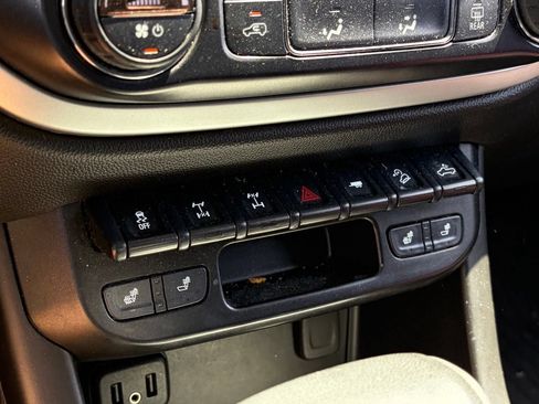 Used 2021 Chevrolet Colorado ZR2 AWD/4WD image 9