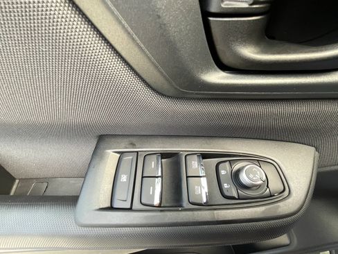 Used 2026 Subaru Forester Premium AWD/4WD image 28