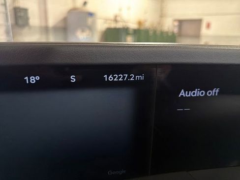 Used 2024 Lincoln Nautilus Premier w/ Equipment Group 102A image 19