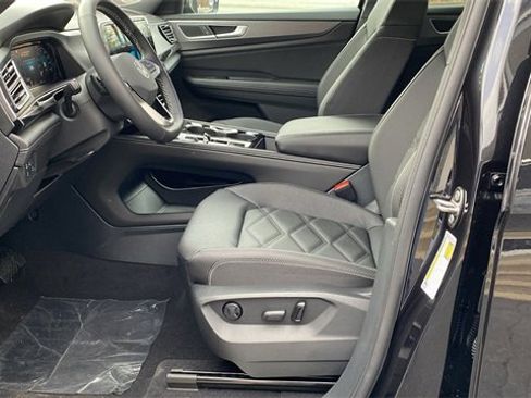 New 2026 Volkswagen Atlas Cross Sport SE image 12