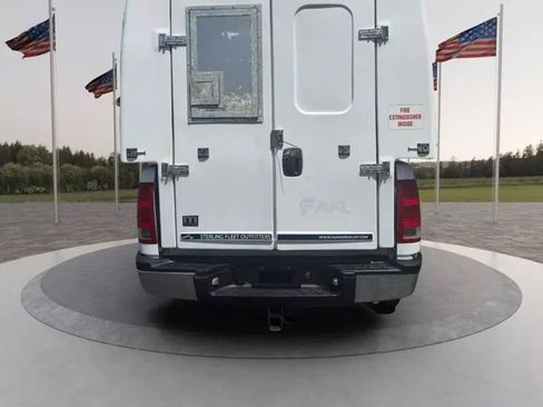 Used 2013 GMC Sierra 3500 W/T image 7