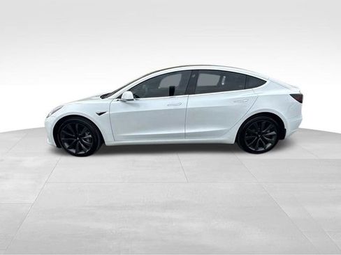 Used 2020 Tesla Model 3 Performance image 11