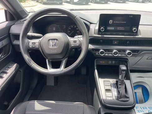 Used 2025 Honda CR-V Sport image 14