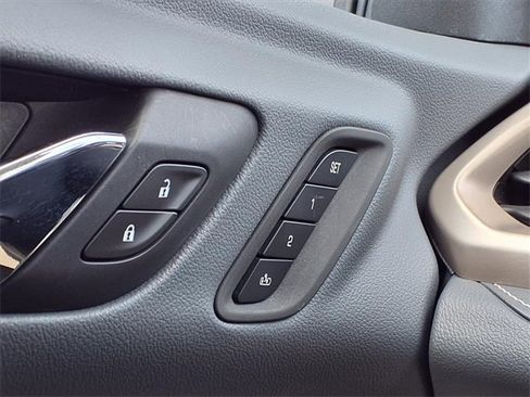 Used 2020 GMC Acadia Denali w/ Technology Package image 29