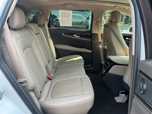 Used 2023 Lincoln Nautilus Reserve w/ Equipment Group 201A AWD/4WD image 19
