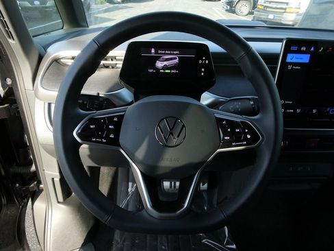 New 2025 Volkswagen ID. Buzz Pro S image 4