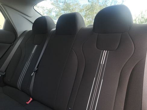 Certified 2024 Hyundai Elantra SEL image 8