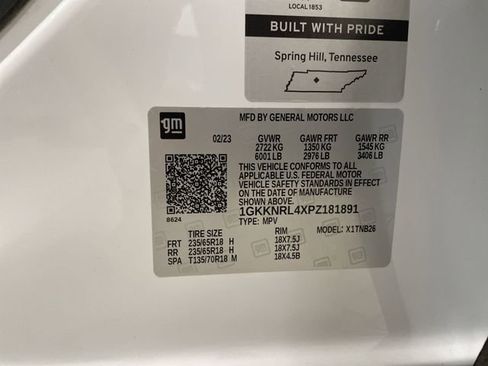 Used 2023 GMC Acadia SLE image 42