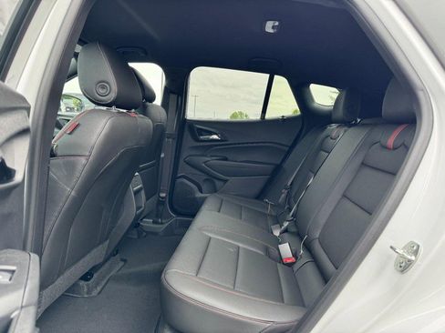 New 2026 Chevrolet Trax RS w/ Driver Confidence Package FWD image 7