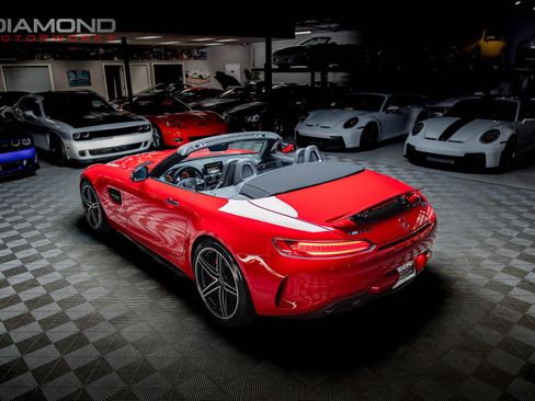 Used 2018 Mercedes-Benz AMG GT C image 4