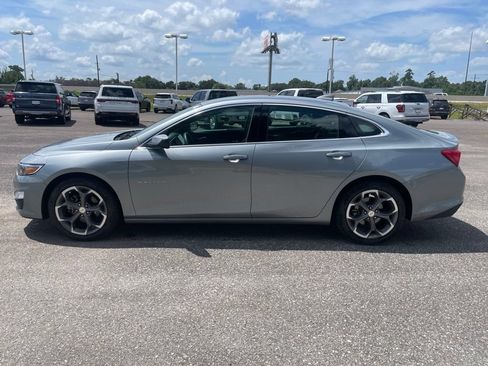 Used 2024 Chevrolet Malibu LT FWD image 5