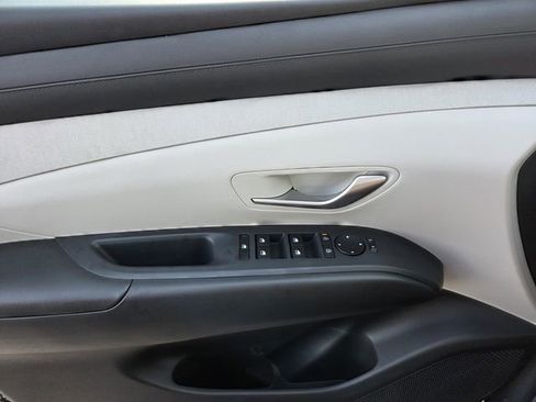 Used 2025 Hyundai Tucson SEL image 24