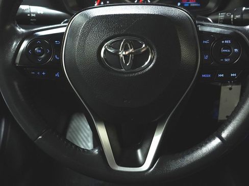 Used 2021 Toyota Corolla SE w/ Carpet Mat Package (TMS) image 17