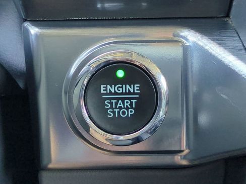 Certified 2023 Ford F150 Lariat w/ FX4 Off-Road Package image 31