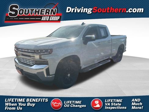 Used 2020 Chevrolet Silverado 1500 LT w/ Trailering Package AWD/4WD image 1