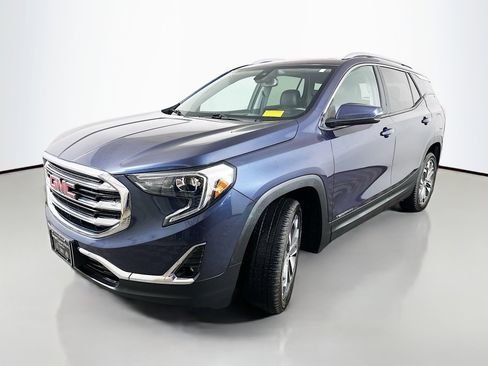 Used 2018 GMC Terrain SLT w/ Preferred Package image 3