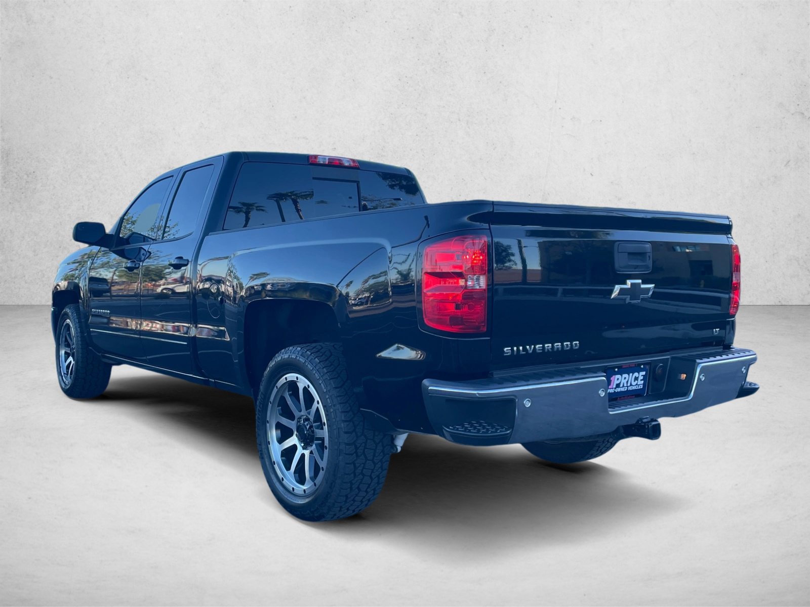 Used 2018 Chevrolet Silverado 1500 LT w/ All Star Edition RWD image 7