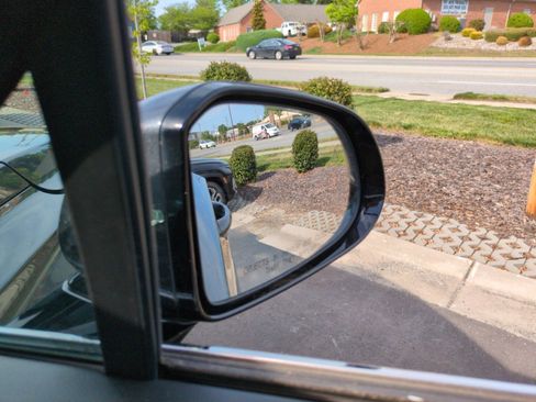 Used 2022 Hyundai Santa Fe SEL image 43