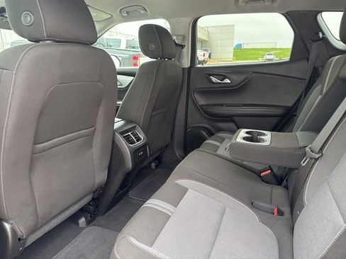 Used 2025 Chevrolet Blazer LT AWD/4WD image 21