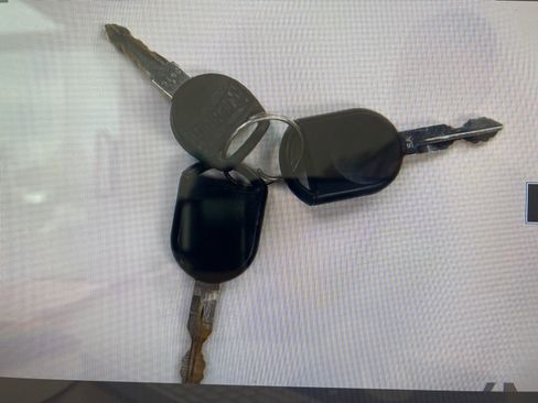 Used 2016 Ford F350 XL image 23