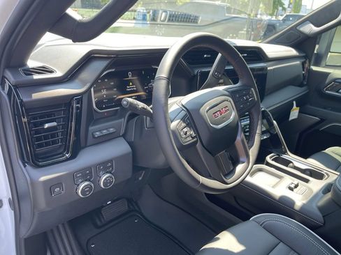 New 2026 GMC Sierra 2500 AT4X w/ LPO, Black Badging Package AWD/4WD image 10