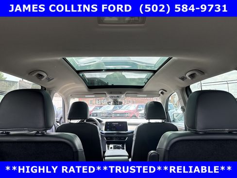 Used 2024 Volkswagen Atlas SEL AWD/4WD image 16