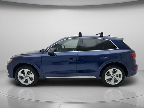 Used 2024 Audi Q5 2.0T Premium Plus w/ Premium Plus Package AWD/4WD image 6