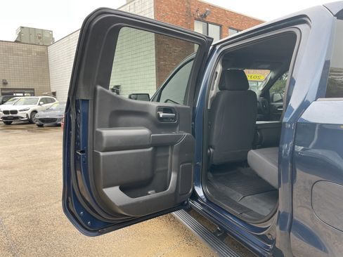 Used 2019 Chevrolet Silverado 1500 Custom w/ Custom Value Package image 22