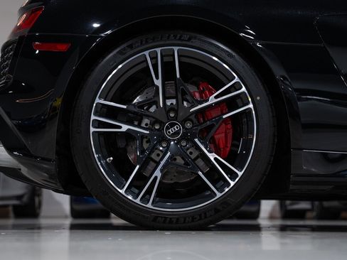 Used 2021 Audi R8 V10 image 15
